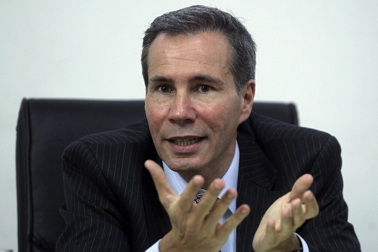 Alberto Nisman, who alleged that Ms Fernandez and her allies shielded Iranian officials, mysteriously died in January 2015