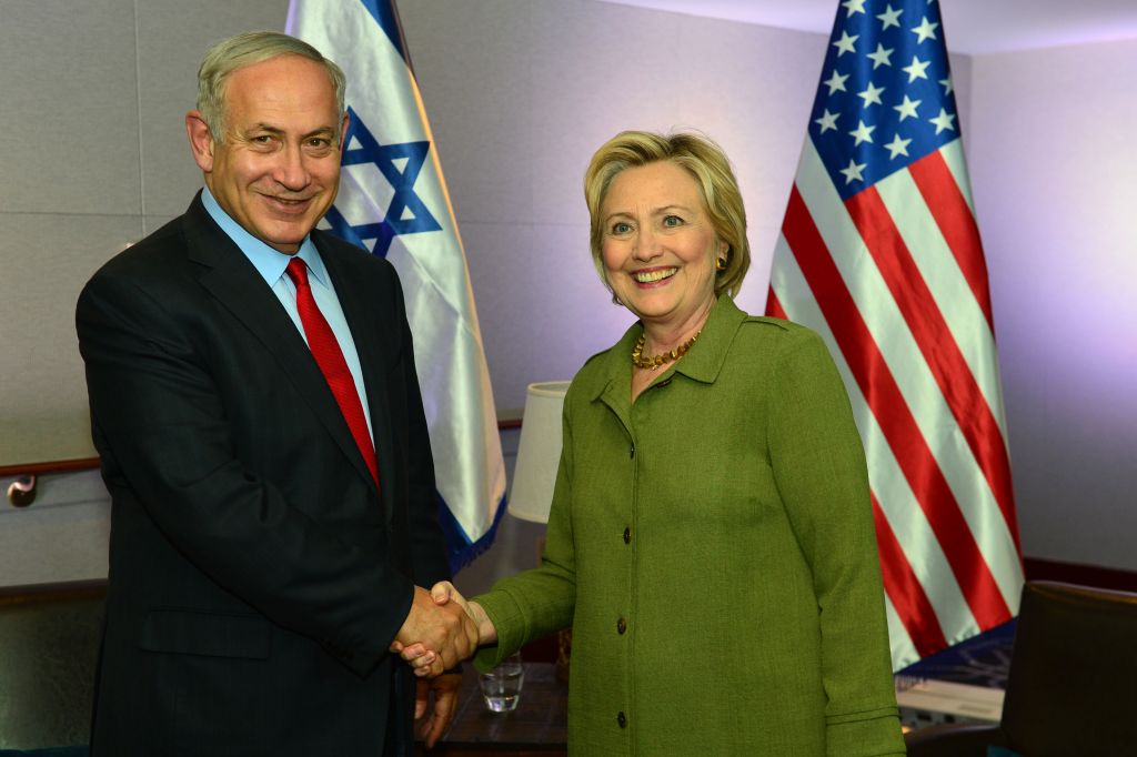 Prime Minister Benjamin Netanyahu meets with the Democratic Presidential candidate, Hillary Clinton, in New York, on September 25, 2016. Photo by Kobi Gideon/GPO via JINIPIX 