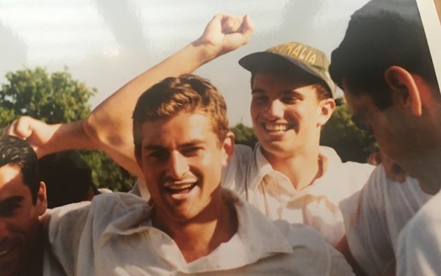 Klinger (back) celebrating after winning gold at the 1997 Maccabiah