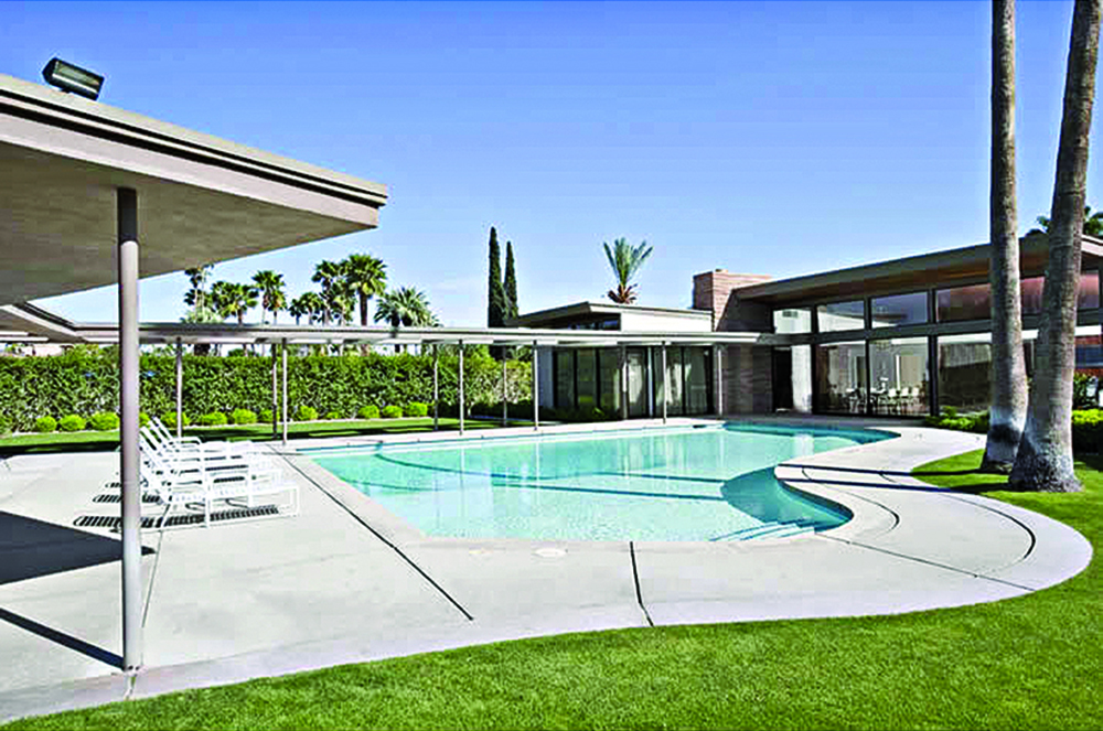 Sinatra’s home, Twin Palms, with piano-shaped pool 