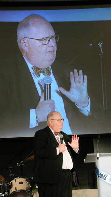 Sir Eric Pickles addressing guests at the dinner 