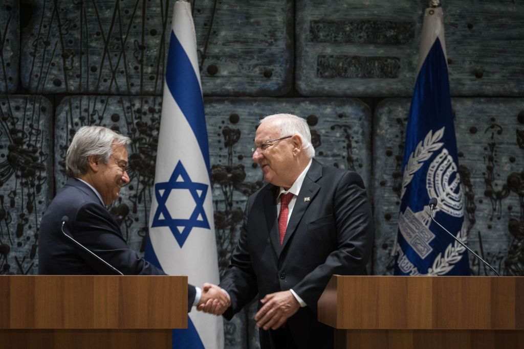 Israeli President Reuven Rivlin (R) delivers a welcoming speech during a meeting with the Secretary general of UN, António Guterres in Jerusalem, Israel, 28 August 2017. It's the first visit of António Guterres to Israel and Palestine as UN Secretary General. Photo by: JINIPIX 