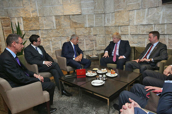 Yair Zivan (second from the left) with Boris Johnson and Yair Lapid 