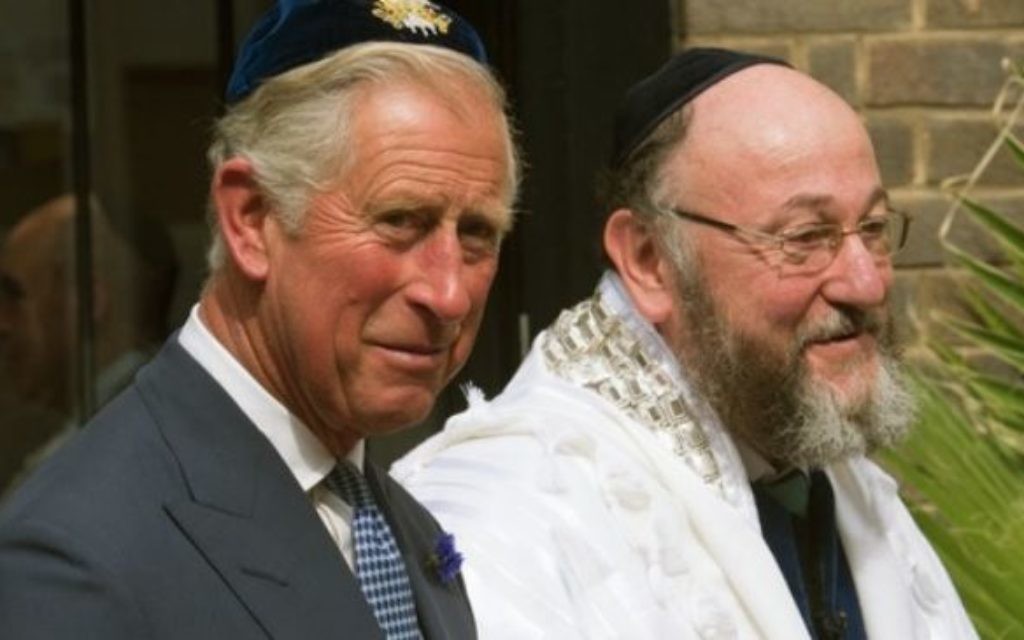 Prince Charles with Chief Rabbi Ephraim Mirvis.