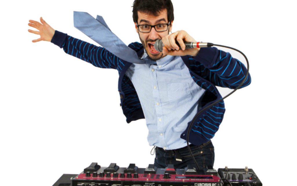 Beatboxing champion Shlomo will give a fun-filled beats workshop for kids