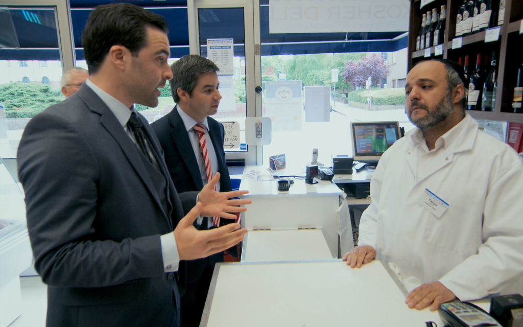 Daniel tries to secure the best price for a kosher chicken in tonight's episode of The Apprentice