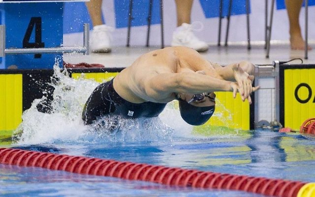 Yaakov Toumarkin has reached the semi-finals of the 200m backstroke