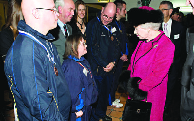 SUN ROYAL ROTA PICTURE BY PAUL EDWARDS 10.12.08 .
HER MAJESTY THE QUEEN VISITING RAVENSWOOD VILLAGE CROWTHRONE RUN BY THE NORWOOD CHARITY .
THE QUEEN MEETS RESIDENTS .
SEE PA COPY .