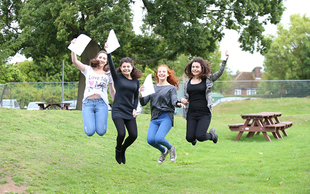 Yavneh College students celebrate their GCSE results in 2015! (Photo credit Marc Morris)