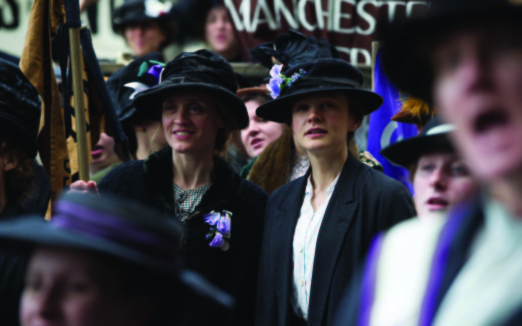 Anne-Marie Duff (Violet) and Carey Mulligan (Maud) in SUFFRAGETTE