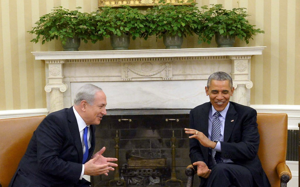 Benjamin Netanyahu (left) with outgoing U.S. president Barack Obama in the White House