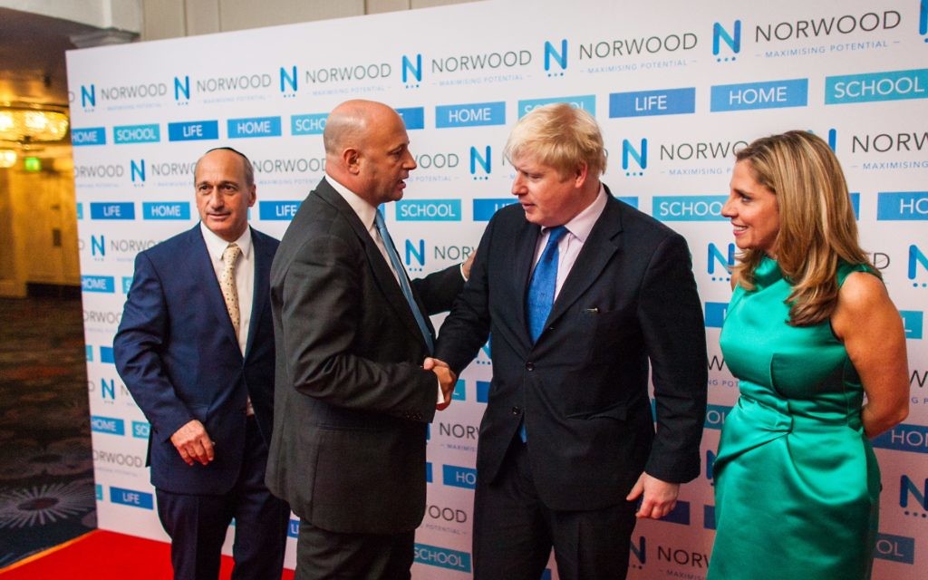 Lord and Lady Mendelsohn greeted by London Mayor, Boris Johnson (Photo credit: Sam Churchill)