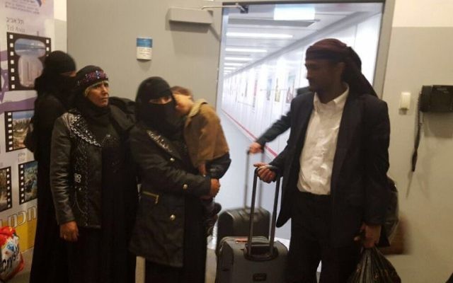 The Yemeni Jews on arrival in Israel (Picture credit: The Jewish Agency for Israel)