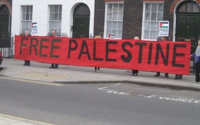 The image used to illustrate Gill Kaffash's publicly available Facebook page, of a 2011 pro-Palestine demonstration.