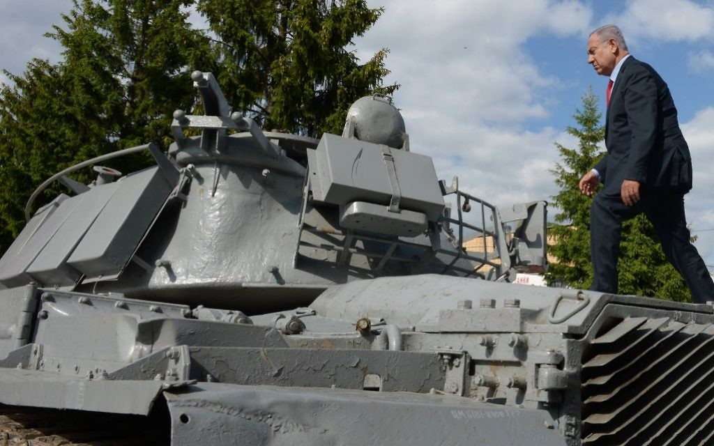 The prime minister received the tank on behalf of the families of its lost crew