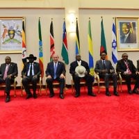 Netanyahu with seven African leaders ( JINI Photo Agency, LTD)