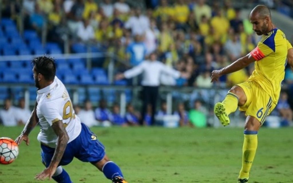 Gal Alberman fires Maccabi Tel Aviv into an early lead. Picture: Maccabi Tel Aviv FC