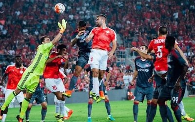 Hapoel Beersheva knocked out Olympiakos to reach the play-off tie