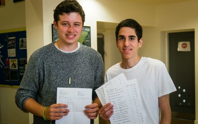 Yavneh Students celebrating receiving their A-Level results (© Photo by Yakir Zur):