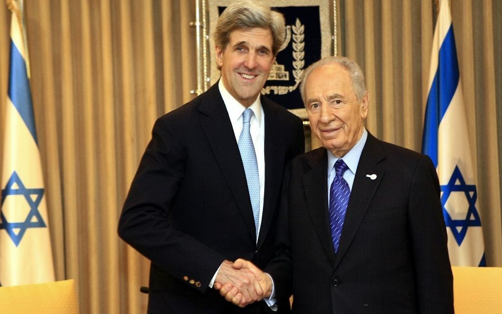 Shimon Peres with John Kerry