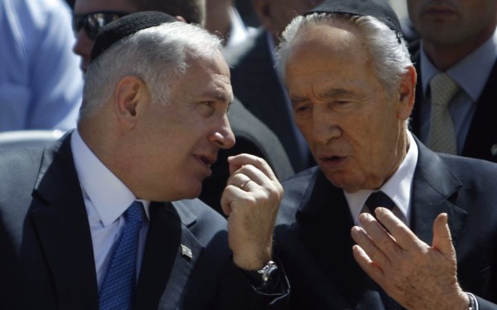 Shimon Peres  with Benjamin Netanyahu