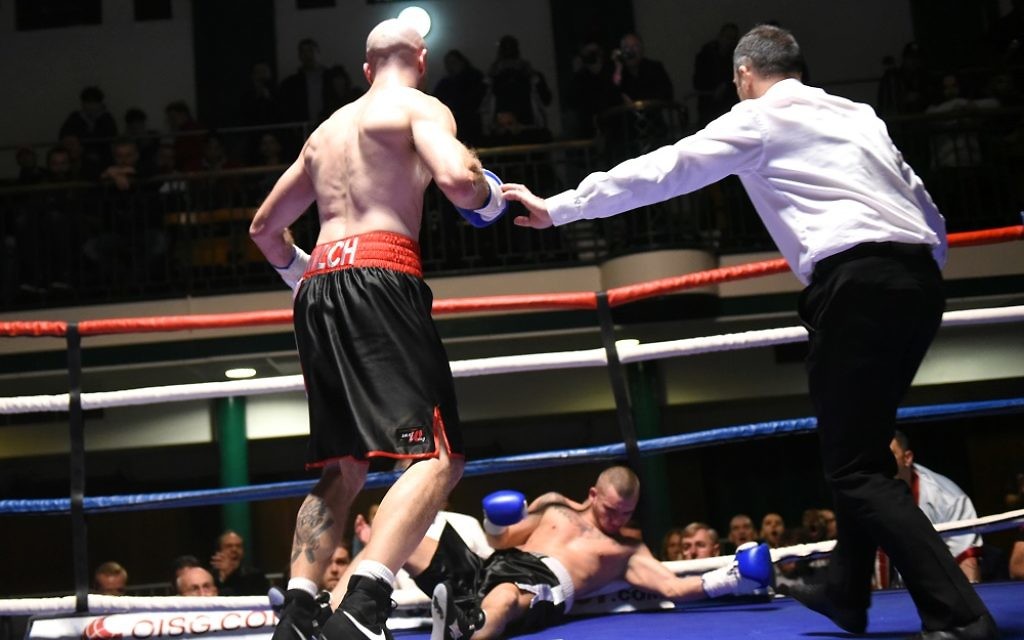 Milch leaves Katona on the campus with a devastating finish. Picture: Philip Sharkey