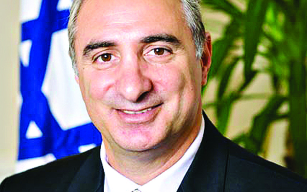 Eitan Na'eh