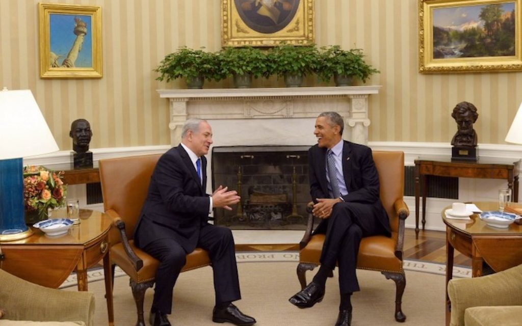 Benjamin Netanyahu (left) with outgoing U.S. president Barack Obama in the White House