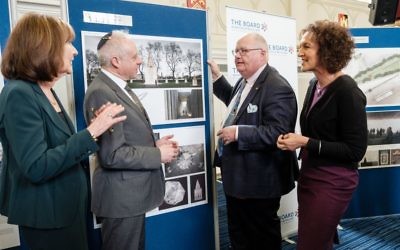 Sir Eirc at the Holocaust memorial design exhibition with Board president Jonathan Arkush and Chief Executive Gillian Merron