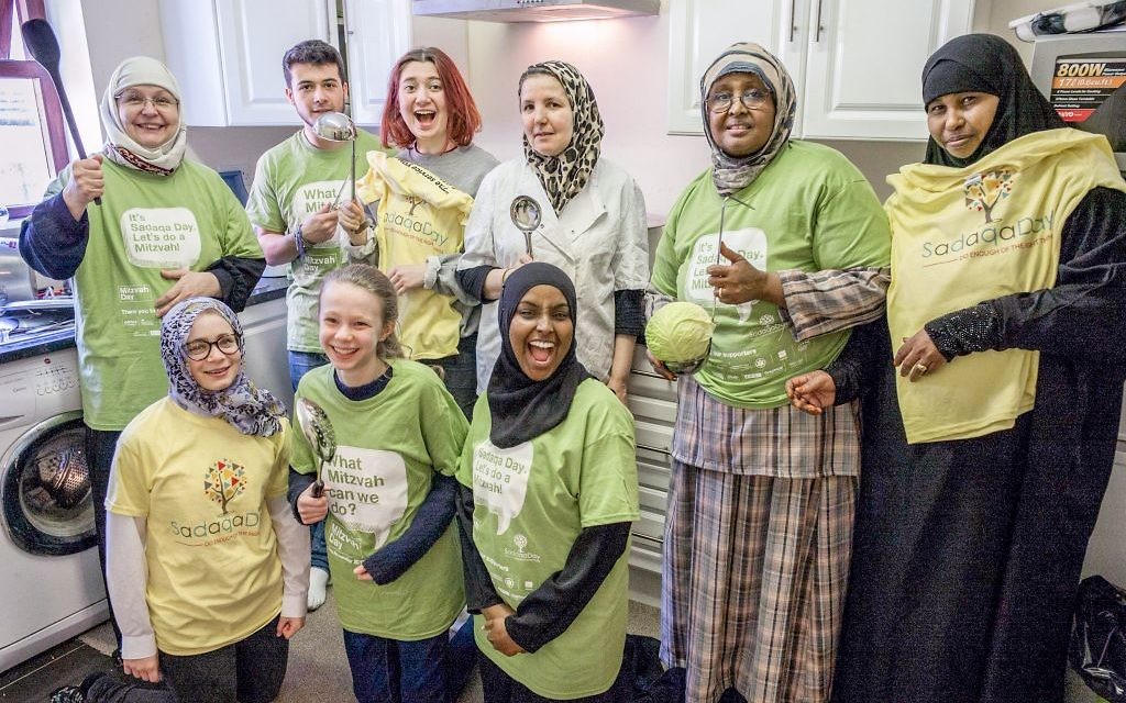 Jewish and Muslim volunteers on Sadaqa Day Jewish and Muslim volunteers on Sadaqa Day