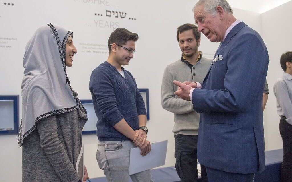 The Prince of Wales meets refugees during his visit to The Jewish Museum in Vienna, Austria on the ninth day of the his European tour. 

Photo credit: Arthur Edwards/The Sun/PA Wire