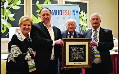 Co-founder Limmud FSU Sandy Cahn, Greg Schneider, Holocaust survivor Roman Kent with his honorary Limmud FSU award, and Chaim Chesler