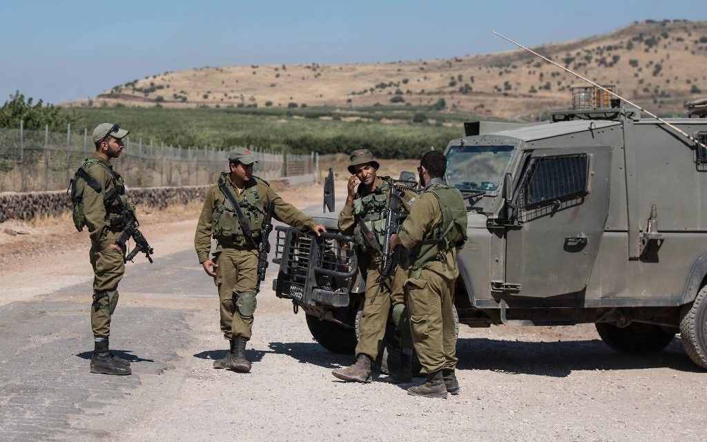 Israeli army soldiers in the Golan Heights 

 Photo by: Ayal Margolin- JINIPIX