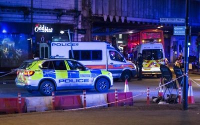 Police attending the scene following a deadly terror attack at London Bridge