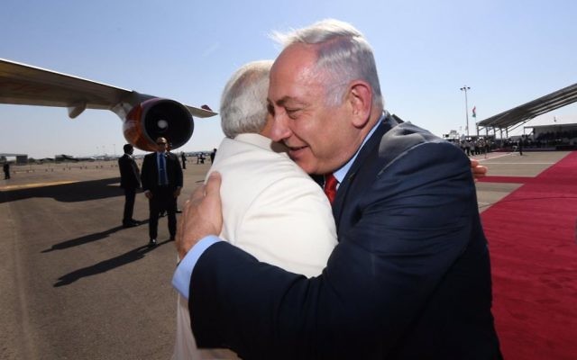 Narendra Modi embraced by Israeli leader Benjamin Netanyahu