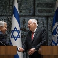 Israeli President Reuven Rivlin (R) delivers a welcoming speech during a meeting with the Secretary general of UN, António Guterres in Jerusalem, Israel, 28 August 2017. It's the first visit of António Guterres to Israel and Palestine as UN Secretary General. 

Photo by: JINIPIX