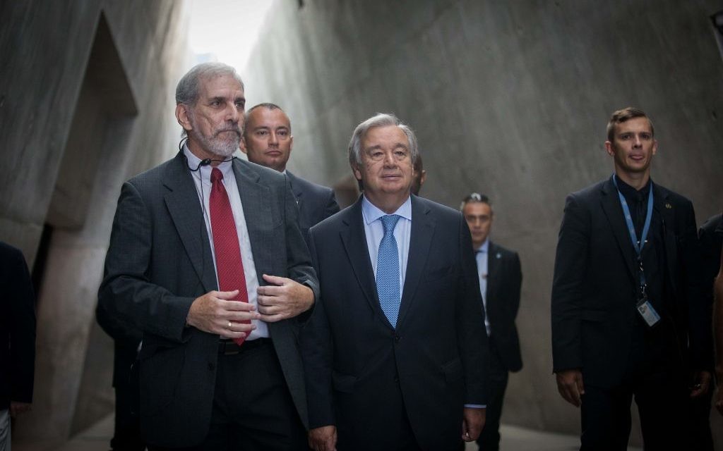 UN Secretary General Antonio Guterres lay a wreath during a ceremony at the Hall of Remembrance in the Yad Vashem Holocaust memorial in Jerusalem August 28, 2017. Photo by: JINIPIX UN Secretary General Antonio Guterres lay a wreath during a ceremony at the Hall of Remembrance in the Yad Vashem Holocaust memorial in Jerusalem August 28, 2017. Photo by: JINIPIX