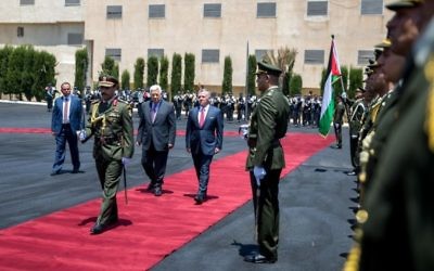 King Abdullah with Palestinian President Mahmoud Abbas
