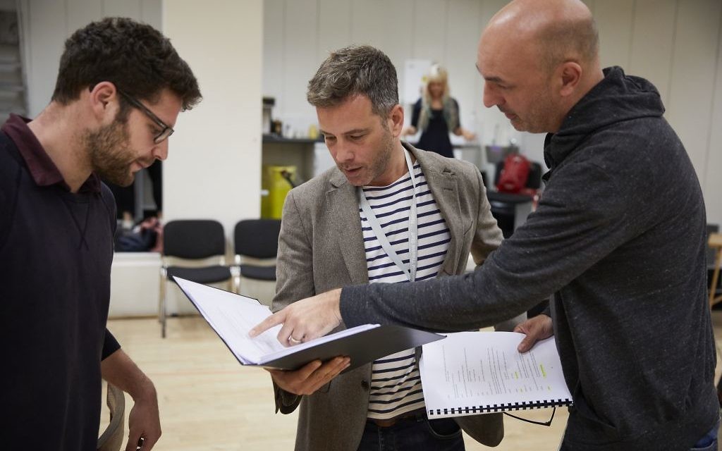 Oslo’s assistant director Oscar Toeman, with actors Yair Jonah Lotan and Daniel Stewart