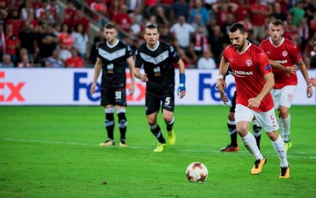 Hapoel Be'erSheva Shir Tzedek converts from the penalty spot