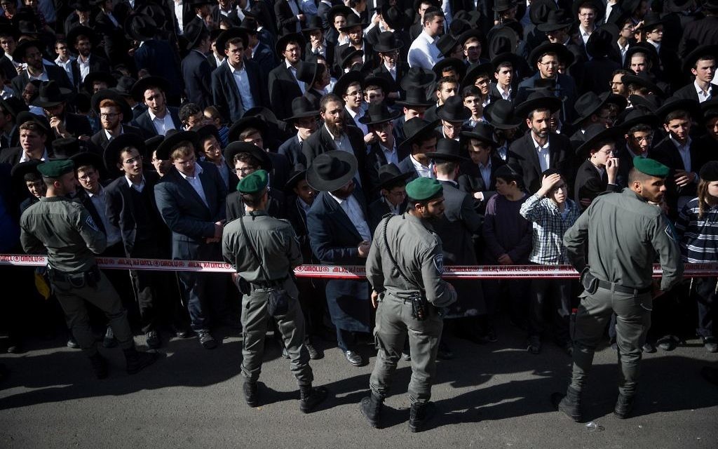 Thousands of followers of Rabbi Aharon Leib Shteinman attend his funeral in the Ultra Orthodox city of Bnei Brak, on December 12, 2017. Rabbi Aharon Leib Shteinman passed away earlier this morning at the age of 104. Photo by: JINIPIX Thousands of followers of Rabbi Aharon Leib Shteinman attend his funeral in the Ultra Orthodox city of Bnei Brak, on December 12, 2017. Rabbi Aharon Leib Shteinman passed away earlier this morning at the age of 104. Photo by: JINIPIX