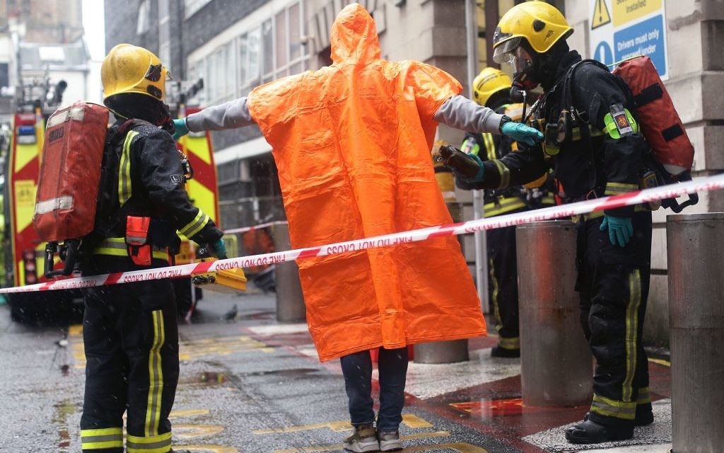 Members of the police, fire brigade and ambulance service during a joint exercise to test their response to a ÔHAZMATÕ type ncident involving a hazardous substance, at the Israeli Embassy in Kensington, London. 

Photo credit: Yui Mok/PA Wire