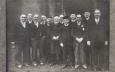 Photograph of members and clergy of Cardiff’s Jewish community; identified: Abe Schwartz, JE Rivlin, the Reverend Harris Jerevitch, the Reverend Gershon Grey, MJ Cohen, the Rabbi of Newport (name unknown), the Reverend Harris Hamburg, Alter Rivlin, Rabbi Grunitz; photographer: S Edelman; c.1920; Glamorgan Archives ref. DJR/5/21.