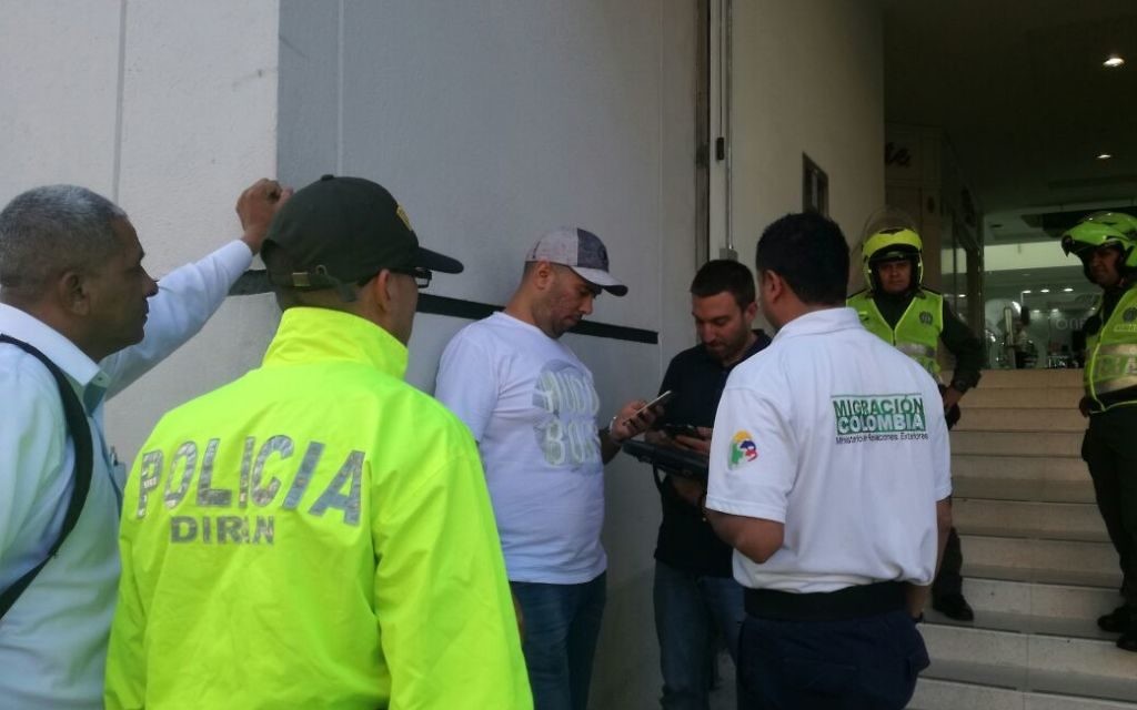 Binyamin Cohen being detained by authorities 

Credit: Columbia Police on Twitter (@PoliciaAntiNar)