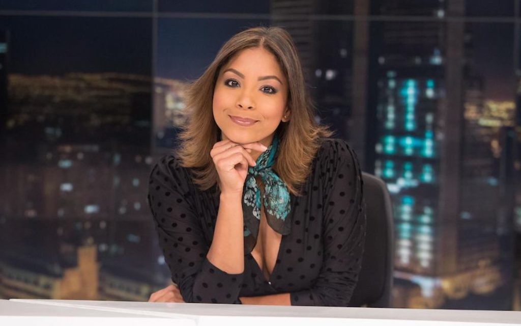 Colombian broadcaster Cathy Bekerman refused her news director’s order to make the sign of the cross during a newscast on March 14, 2018. (Facebook)