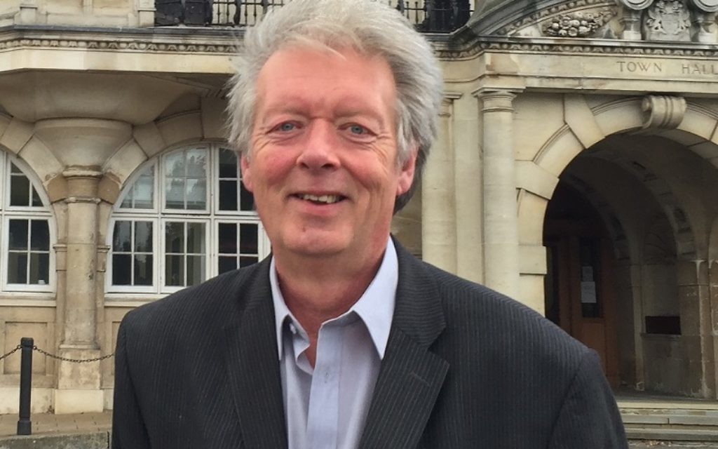Barry Rawlings, Barnet Labour group leader