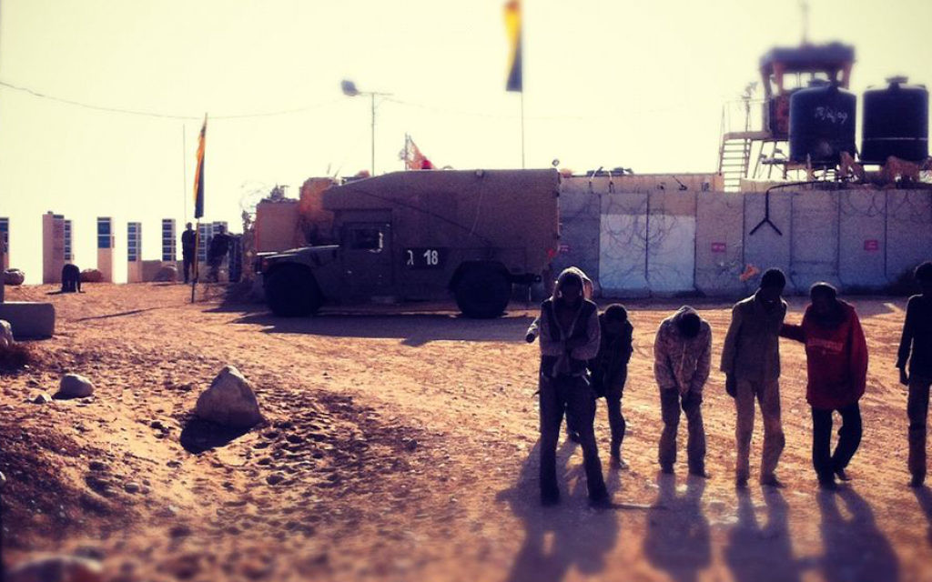 Sudanese refugees at the Egypt-Israel border, April 2012