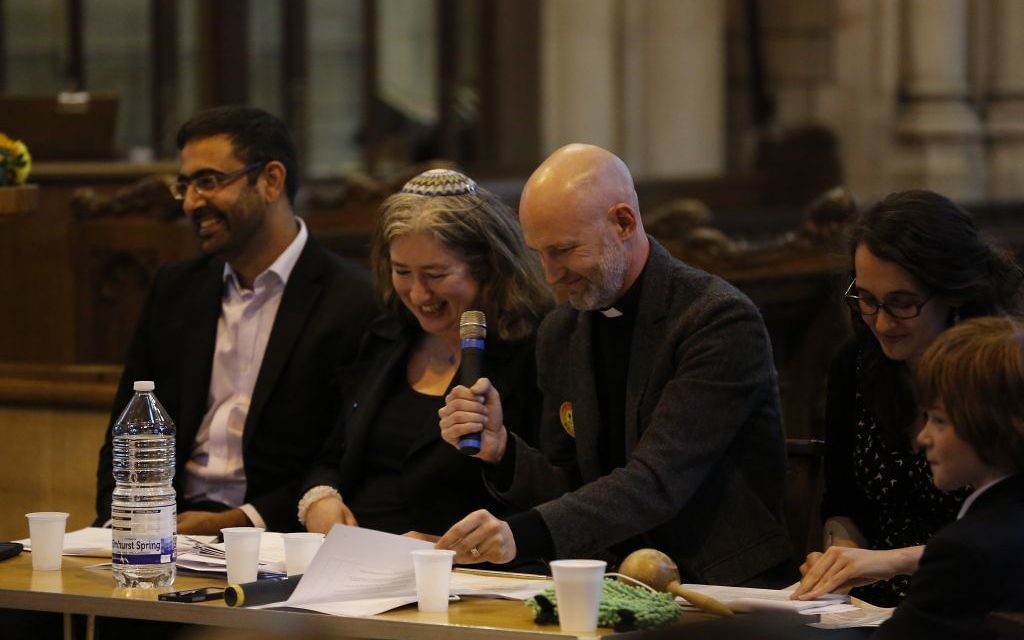 Faith and community leaders at the Harrow Citizens event lobbying councillors for better refugee support. Photo credit: Gwil Davey