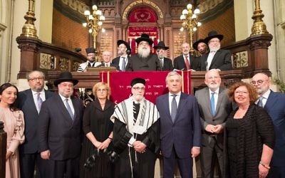 Frans Timmermans (front row, third from right) speaking at the Great Synagogue in Brussels, alongside European Jewish leaders