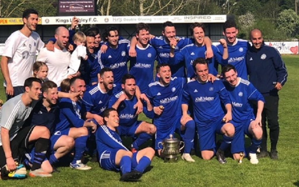 London Lions celebrate its Peter Morrison Trophy win